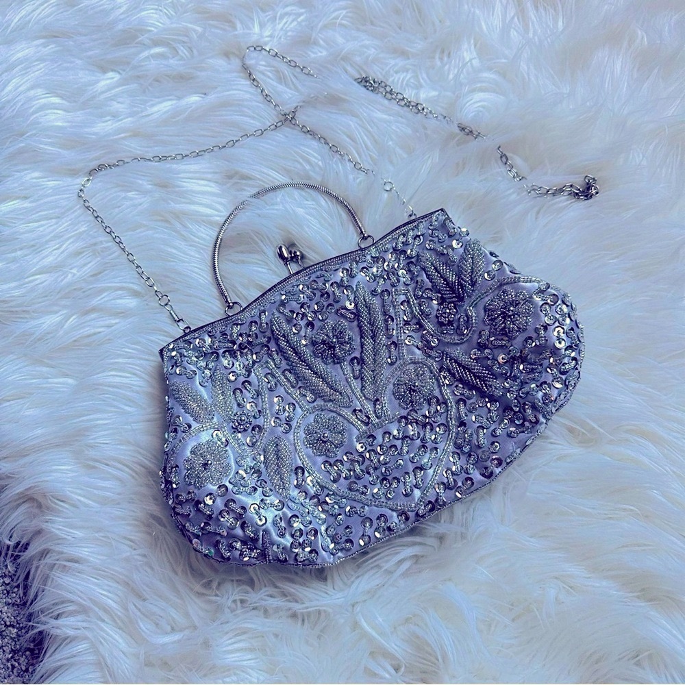NEW Formal Sequine Embellished Evening Medium Bag Clutch Silver